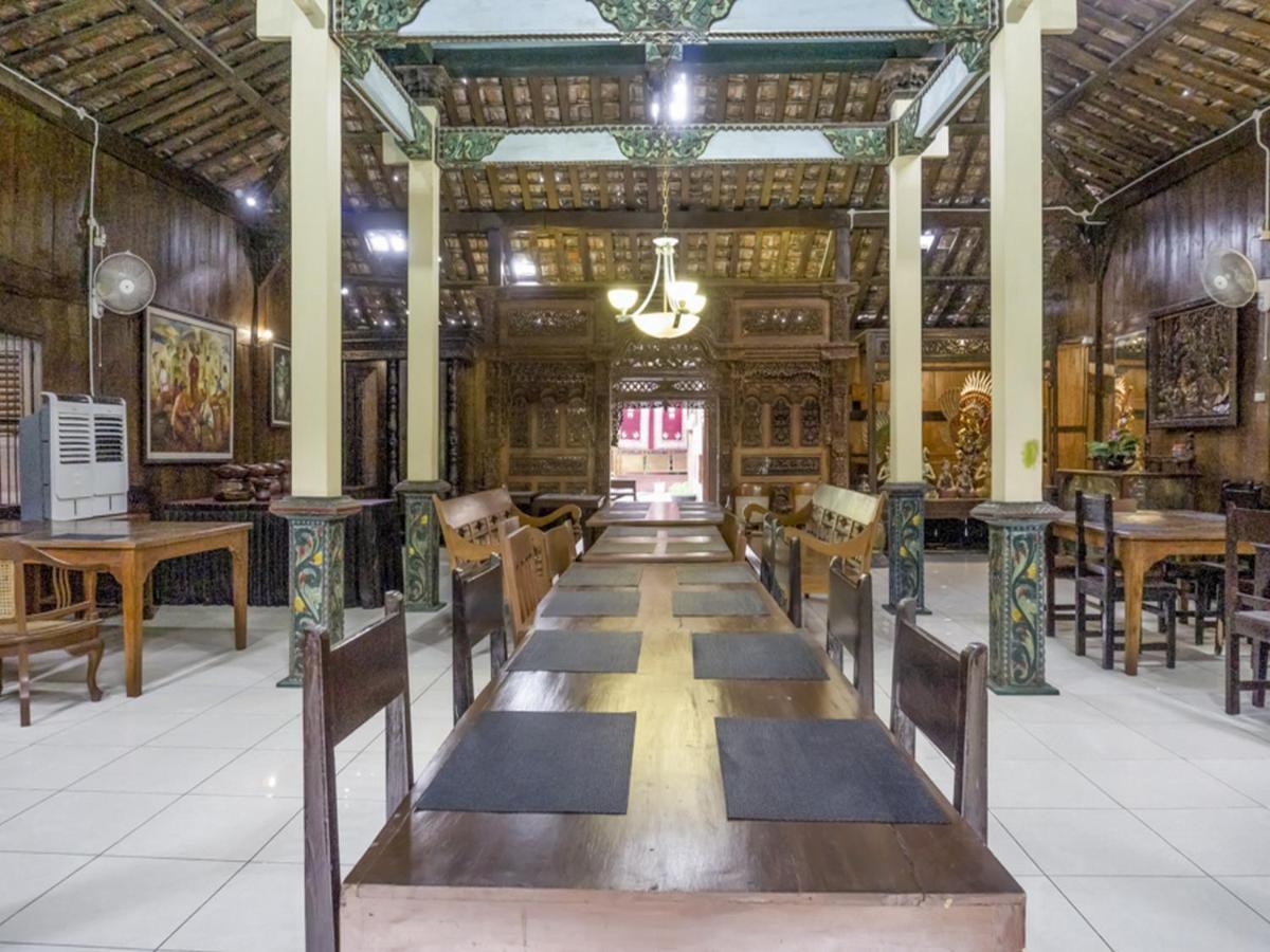 Reddoorz Syariah @ Lempuyangan Hotel Джокякарта Екстериор снимка