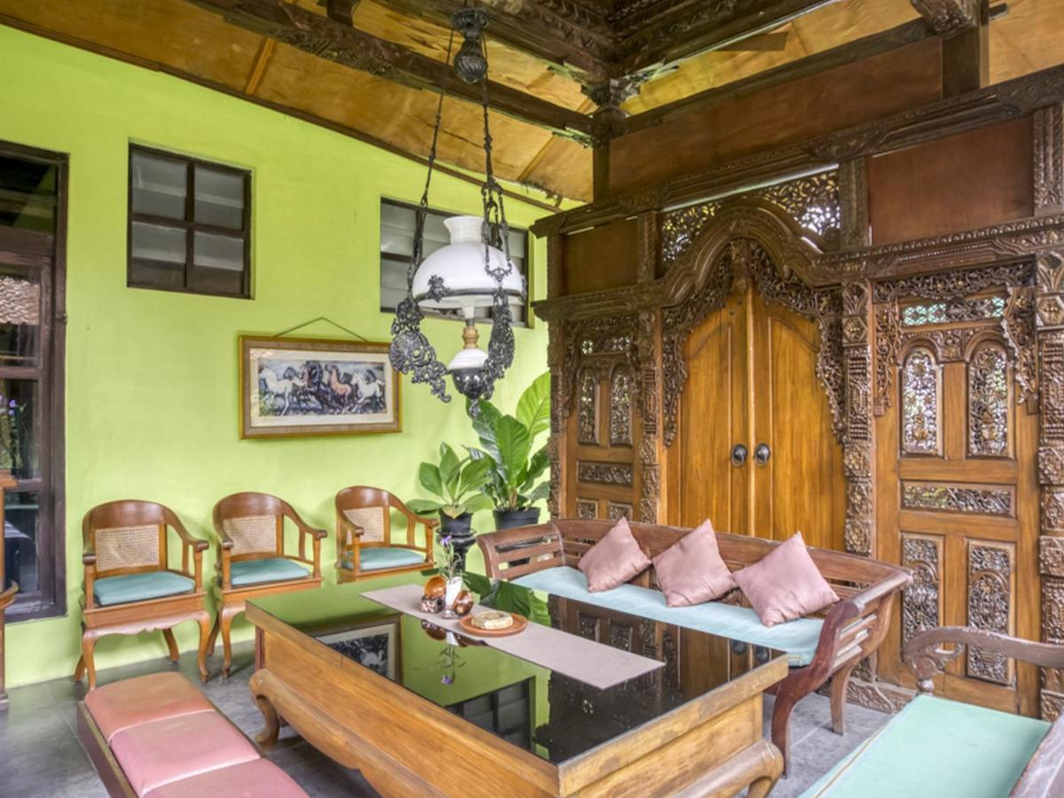 Reddoorz Syariah @ Lempuyangan Hotel Джокякарта Екстериор снимка